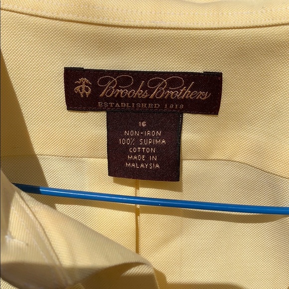 Yellow men’s button down - Picture 4 of 4